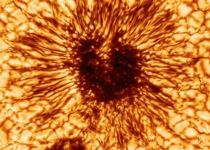 Опубликован первый снимок солнечного пятна с современного телескопа 2